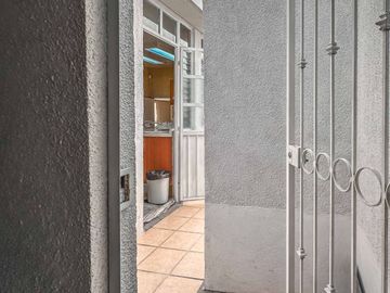 CASA DE 3 RECAMARAS EN VENTA EN FRACCIONAMIENTO LAS ÁNIMAS.