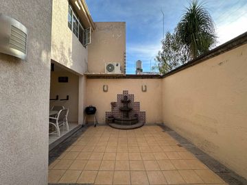 CASA DE 3 RECAMARAS EN VENTA EN FRACCIONAMIENTO LAS ÁNIMAS.