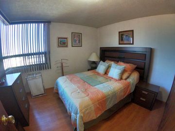 Casa en Venta en Guadalupe, en Privada Lomas de Bernardez