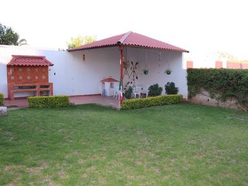 Casa en Venta en Guadalupe, en Privada Lomas de Bernardez