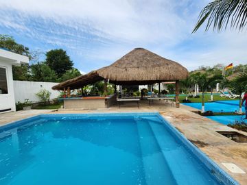 Venta de Finca en Cancún 2,608m2 en Funcionamiento para Eventos