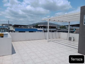 PROPIEDAD COMERCIAL EN VENTA EN AVENIDA AMERICA DE PORTOVIEJO
