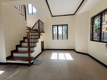 House at Ponticelli Daang Hari