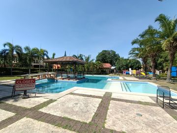 House at Ponticelli Daang Hari
