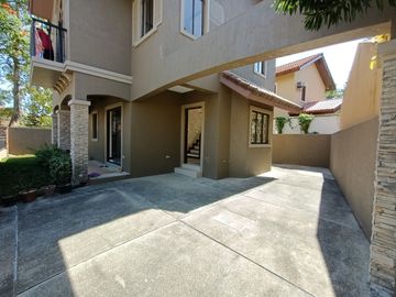 House at Ponticelli Daang Hari
