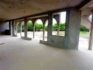 Venta De Casa Con Construccion En Casco Y Piscina En Azpitia, Fundo San Andres, Santa Cruz De Flores Cañete, 2441 M2 Area De Terreno , 570 M2 Area Cos