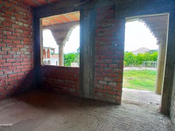 Venta De Casa Con Construccion En Casco Y Piscina En Azpitia, Fundo San Andres, Santa Cruz De Flores Cañete, 2441 M2 Area De Terreno , 570 M2 Area Cos