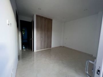 SE VENDE CASA DE DOS PISOS, BARRIO CIUDAD JARDÍN, SINCELEJO