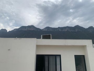 Venta Casa Cumbres Elite Premier Garcia - Monterrey Excepcional MUY BUEN GUSTO Muchos Detalles PRECIOSA Excelentes Acabados EQUIPADA PRIVADA AMENIDADE