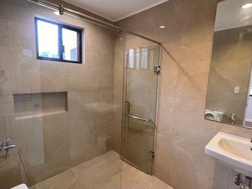 32M BUNGALOW HOUSE AND LOT IN FILINVEST EAST ALONG MARCOS HIGHWAY ANTIPOLO