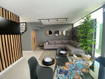Estrena  Casa en Pueblito Colonial Corregidora $1,830,000 totalmente equipadaa