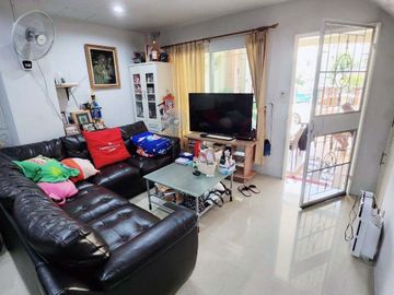 หมู่บ้าน อู่ทอง 6 ลำลูกกา คลอง 2 ทาวเฮ้าส์ 25 ตรว., คูคต, ลำลูกกา