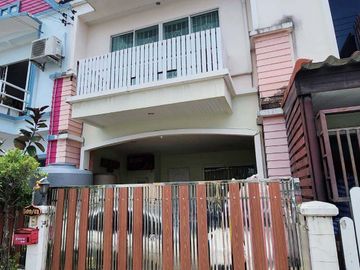หมู่บ้าน อู่ทอง 6 ลำลูกกา คลอง 2 ทาวเฮ้าส์ 25 ตรว., คูคต, ลำลูกกา