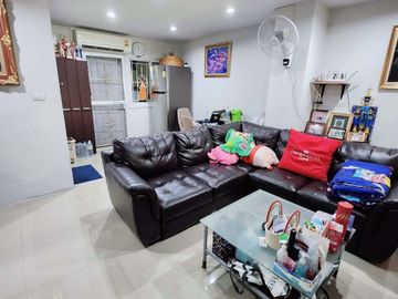 หมู่บ้าน อู่ทอง 6 ลำลูกกา คลอง 2 ทาวเฮ้าส์ 25 ตรว., คูคต, ลำลูกกา
