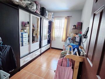 หมู่บ้าน อู่ทอง 6 ลำลูกกา คลอง 2 ทาวเฮ้าส์ 25 ตรว., คูคต, ลำลูกกา