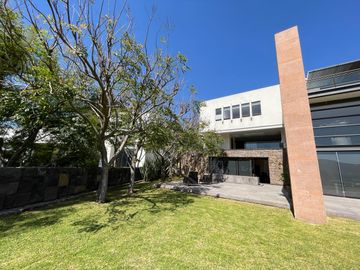 CASA EN VENTA CAMPO DE GOLF TRES MARIAS $25,000,000