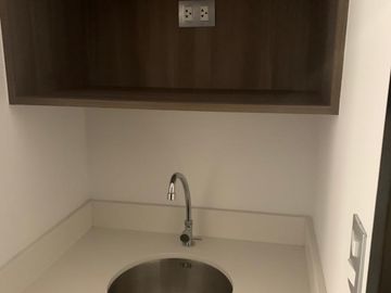 OFICINA DE 28M2 EN CENTRO COMERCIAL TIME SURCO CERCA DE TODO