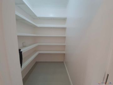 Highlands Pointe 2 | Five Bedroom House and Lot for Sale in Taytay City