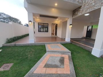 Highlands Pointe 2 | Five Bedroom House and Lot for Sale in Taytay City