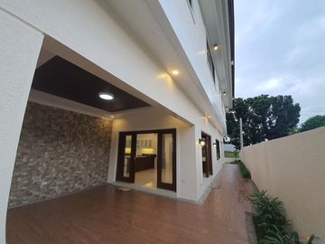 Highlands Pointe 2 | Five Bedroom House and Lot for Sale in Taytay City