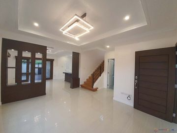 Highlands Pointe 2 | Five Bedroom House and Lot for Sale in Taytay City