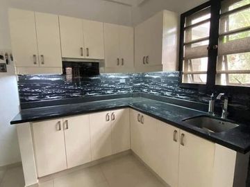 3BR House and Lot For Sale at Villa Esmeralda Subdivision Sta Rosa Laguna