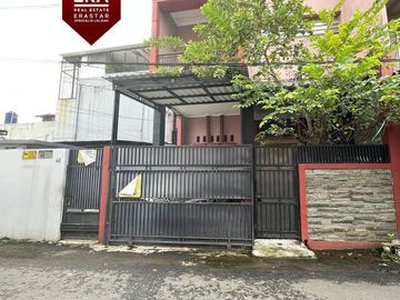 Rumah 3 Lantai di Jl. Madrasah II, Duren Sawit, Jakarta Timur