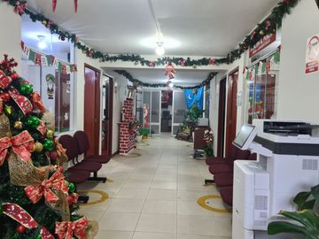Edificio comercial en plena centro Avenida Pardo de Chimbote