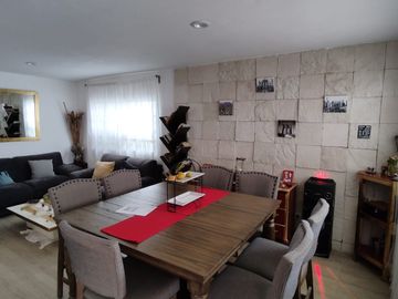 CASA EN VENTA EN CUMBRES DEL LAGO JURIQUILLA.
