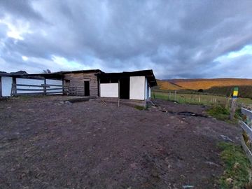 Gran Hacienda de Venta en Píntag! Mil Hectáreas!