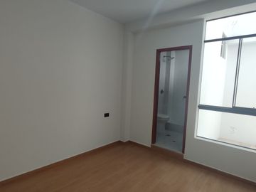 DEPARTAMENTO EN VENTA 4TO PISO URB. LOS SAUCES - PIMENTEL