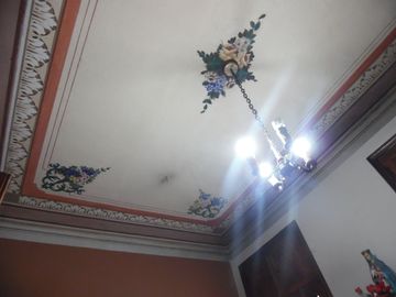 CASA EN EXCELENTE ZONA COMERCIAL – CERCADO DE LIMA