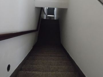 CASA EN EXCELENTE ZONA COMERCIAL – CERCADO DE LIMA