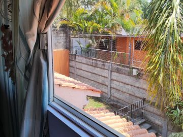 Preciosa casa de 263 m2 con 4 recámaras ubicada sobre Av. Domingo Diez, Col. Chamilpa, Cuernavaca Mor.