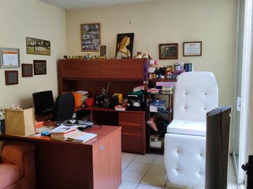 Preciosa casa de 263 m2 con 4 recámaras ubicada sobre Av. Domingo Diez, Col. Chamilpa, Cuernavaca Mor.