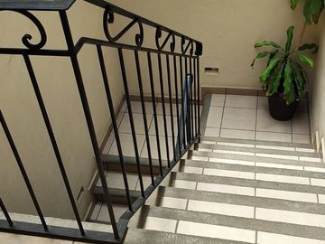 Preciosa casa de 263 m2 con 4 recámaras ubicada sobre Av. Domingo Diez, Col. Chamilpa, Cuernavaca Mor.