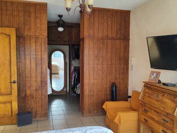 Preciosa casa de 263 m2 con 4 recámaras ubicada sobre Av. Domingo Diez, Col. Chamilpa, Cuernavaca Mor.