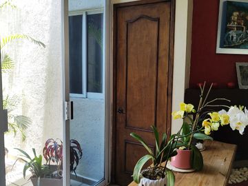 Preciosa casa de 263 m2 con 4 recámaras ubicada sobre Av. Domingo Diez, Col. Chamilpa, Cuernavaca Mor.