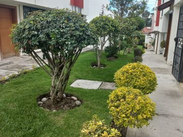 CASA DE VENTA DE 163m2 EN CALDERON - C.C.CORAL EN EL CONJUNTO CLARA 2 A POCAS CUADRAS DE LA PLAZA VANCOUVER