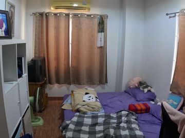 Very cheap sale, townhome behind the corner, renovated, ready to move in, near BTS Tippawan 300 meters