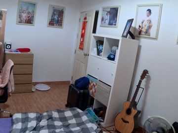 Very cheap sale, townhome behind the corner, renovated, ready to move in, near BTS Tippawan 300 meters