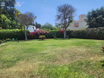 EXCELENTE CASA 1,380 M2 IDEAL CONSTRUIR CONDOMINIO
