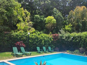 EXCELENTE CASA 1,380 M2 IDEAL CONSTRUIR CONDOMINIO