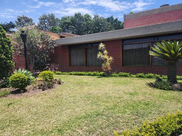 EXCELENTE CASA 1,380 M2 IDEAL CONSTRUIR CONDOMINIO