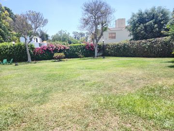 EXCELENTE CASA 1,380 M2 IDEAL CONSTRUIR CONDOMINIO