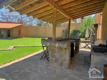 HERMOSA FINCA CON ALBERCA EN HUASCA DE OCAMPO