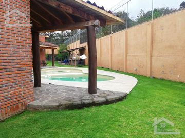 HERMOSA FINCA CON ALBERCA EN HUASCA DE OCAMPO