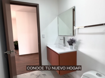 VENDO DEPARTAMENTO NUEVO ATRAS DE CHILUCA ZONA ESMERALDA