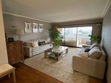Departamento de lujo, 4 dormitorios, 4 baños, 3 estacionamientos y bodega