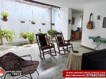 Se vende casa amplia un piso, Buga-valle Barrio el Albergue